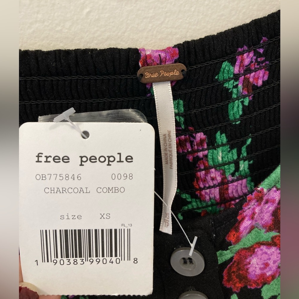Free people black floral top XS - Picture 4 of 5